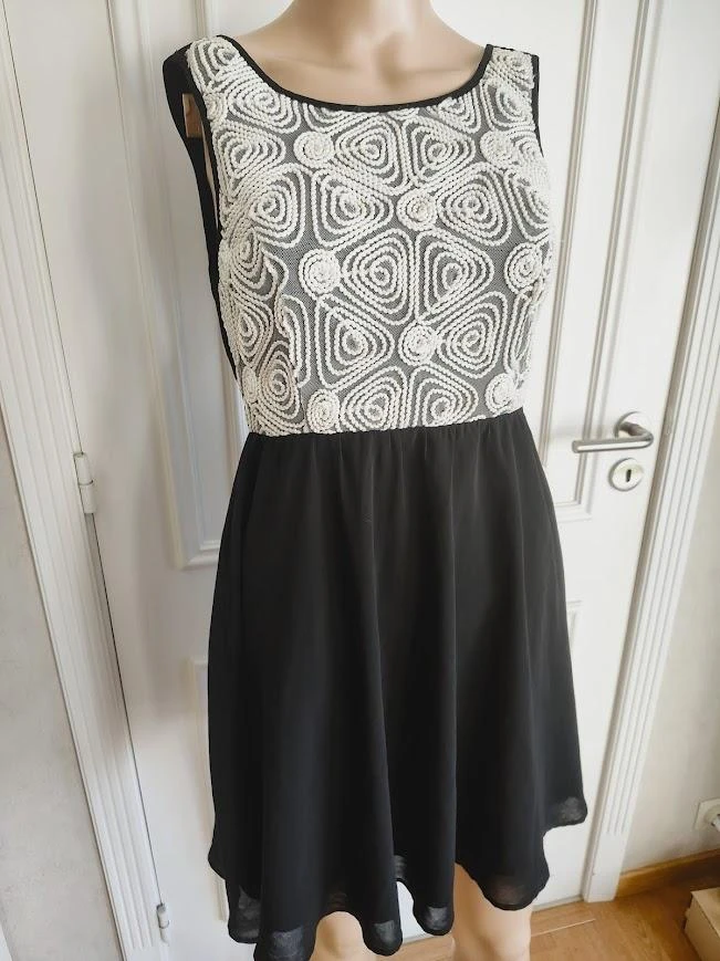 <3 Nieuwe feestelijke jurk <3
